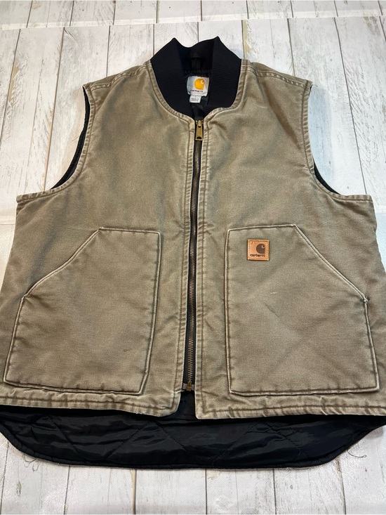Carhartt Other - Carhartt Black Jacket Interior with Yellow Logo Label